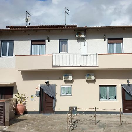 Casa Luce Apartman Marina di Massa Kültér fotó